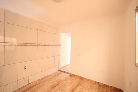 Casa para alugar com 72m², 2 quartos e 1 vaga Casa para alugar com 72m², 2 quartos e 1 vagaSala de Jantar