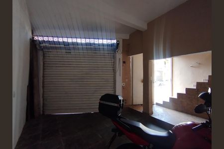 Casa para alugar com 72m², 2 quartos e 1 vaga Casa para alugar com 72m², 2 quartos e 1 vagaGaragem