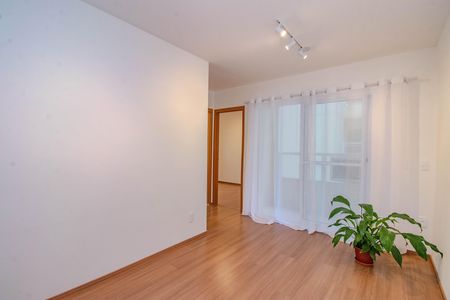Sala de apartamento à venda com 2 quartos, 44m² em Costa E Silva, Porto Alegre