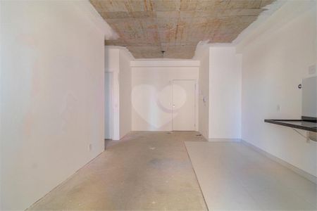 Apartamento à venda com 67m², 2 quartos e 1 vaga