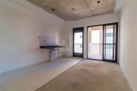 Apartamento à venda com 67m², 2 quartos e 1 vaga