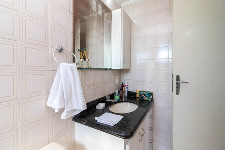 Apartamento à venda com 50m², 2 quartos e 1 vaga Apartamento à venda com 50m², 2 quartos e 1 vagaBanheiro da Suíte