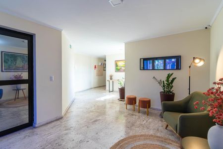 Apartamento à venda com 50m², 2 quartos e 1 vaga Apartamento à venda com 50m², 2 quartos e 1 vagaHall Social