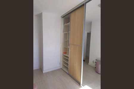 Apartamento à venda com 60m², 2 quartos e 1 vaga
