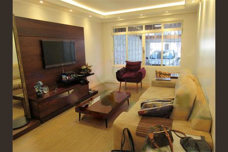 Casa à venda com 3 quartos, 149m² em Jardim Sonia, São Paulo