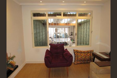 Casa à venda com 3 quartos, 149m² em Jardim Sonia, São Paulo
