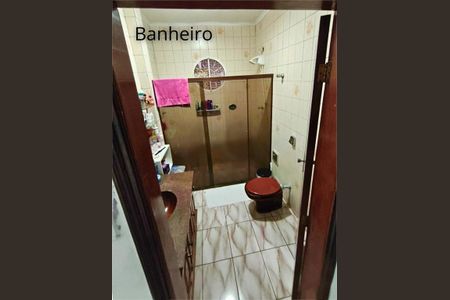 Casa à venda com 3 quartos, 75m² em Vila Bertioga, São Paulo