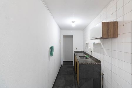 Apartamento para alugar com 48m², 2 quartos e 1 vaga Apartamento para alugar com 48m², 2 quartos e 1 vagaCozinha e Área de Serviço