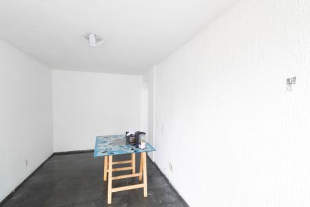 Apartamento para alugar com 48m², 2 quartos e 1 vaga Apartamento para alugar com 48m², 2 quartos e 1 vagaSala