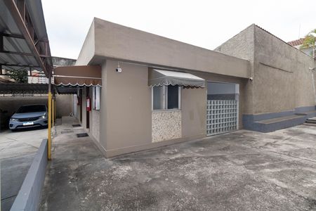 Apartamento para alugar com 48m², 2 quartos e 1 vaga Apartamento para alugar com 48m², 2 quartos e 1 vagaÁrea comum - Salão de festas