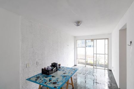 Sala de apartamento para alugar com 2 quartos, 48m² em Campo Grande, Rio de Janeiro