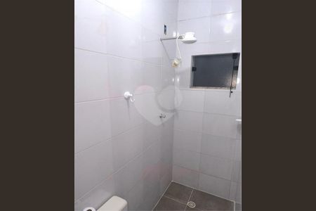 Casa à venda com 240m², 6 quartos e 2 vagas