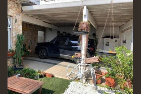 Casa à venda com 154m², 3 quartos e 2 vagas