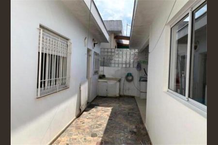 Casa à venda com 154m², 3 quartos e 2 vagas