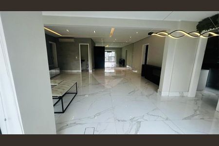 Apartamento à venda com 151m², 3 quartos e 3 vagas