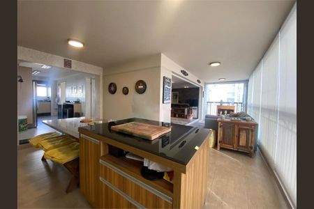 Apartamento à venda com 172m², 3 quartos e 3 vagas