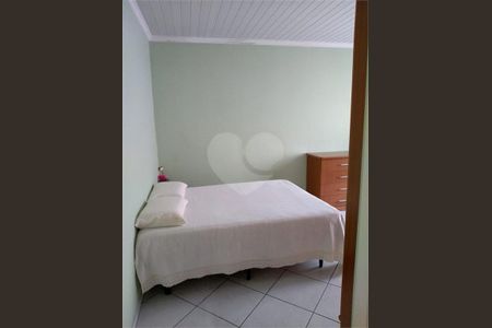 Casa à venda com 3 quartos, 195m² em Vila Nova Pauliceia, São Paulo