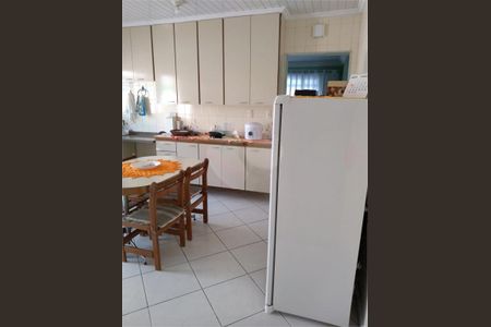 Casa à venda com 195m², 3 quartos e 3 vagas