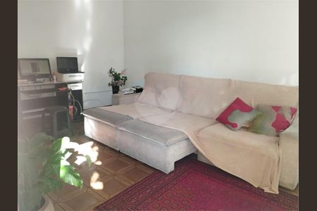 Casa à venda com 3 quartos, 160m² em Jardim Sao Benedito, São Paulo