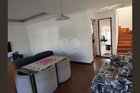 Casa à venda com 3 quartos, 340m² em Vila Serralheiro, São Paulo