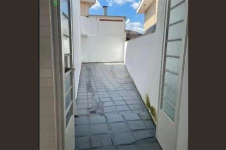 Casa à venda com 80m², 2 quartos e 1 vaga