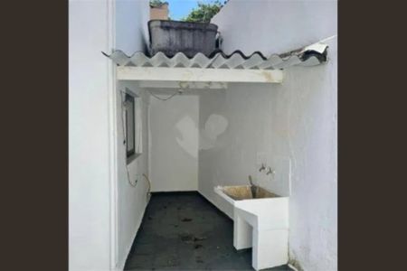 Casa à venda com 80m², 2 quartos e 1 vaga