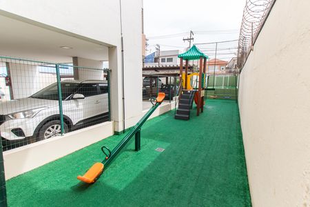 Apartamento para alugar com 75m², 2 quartos e 1 vagaÁrea comum - Playground
