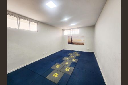 Apartamento para alugar com 75m², 2 quartos e 1 vagaÁrea comum - Academia