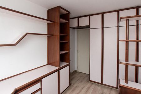 Apartamento para alugar com 75m², 2 quartos e 1 vagaQuarto 2