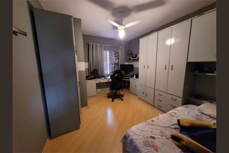 Casa à venda com 3 quartos, 200m² em Vila Mirante, São Paulo