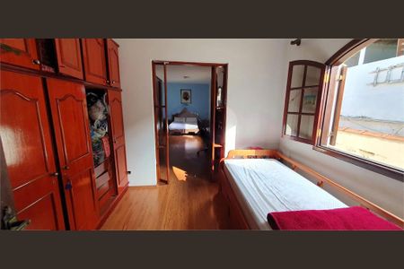 Casa à venda com 85m², 3 quartos e 4 vagas