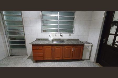 Casa à venda com 85m², 3 quartos e 4 vagas
