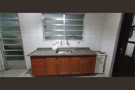 Casa à venda com 85m², 3 quartos e 4 vagas