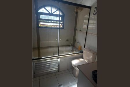 Casa à venda com 3 quartos, 180m² em Parque Novo Mundo, São Paulo