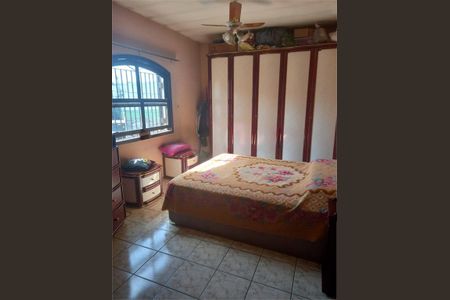 Casa à venda com 3 quartos, 180m² em Parque Novo Mundo, São Paulo