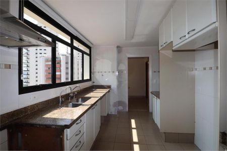 Apartamento à venda com 300m², 4 quartos e sem vaga