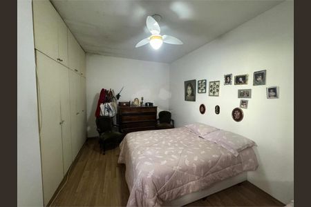 Casa à venda com 4 quartos, 274m² em Jardim Sao Bento, São Paulo