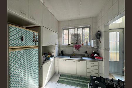 Casa à venda com 4 quartos, 274m² em Jardim Sao Bento, São Paulo