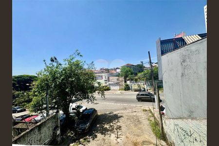 Casa à venda com 168m², 2 quartos e 2 vagas