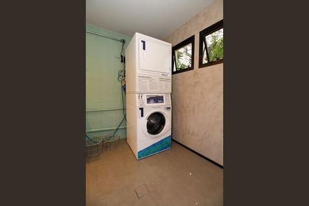 Apartamento à venda com 40m², 1 quarto e 1 vaga Apartamento à venda com 40m², 1 quarto e 1 vagaÁrea Comum - Lavanderia