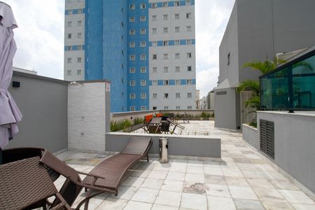 Apartamento à venda com 40m², 1 quarto e 1 vaga Apartamento à venda com 40m², 1 quarto e 1 vagaÁrea Comum - Piscina