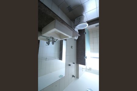 Apartamento para alugar com 70m², 2 quartos e 2 vagasBanheiro Social