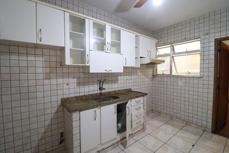 Apartamento para alugar com 70m², 2 quartos e 2 vagasCozinha