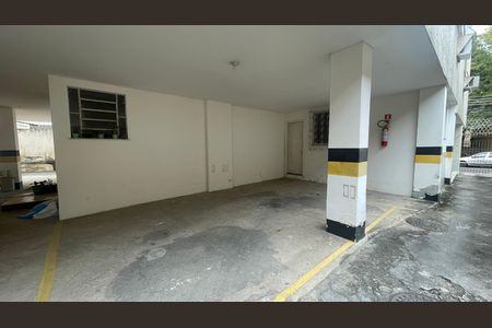 Apartamento para alugar com 70m², 2 quartos e 2 vagasGaragem