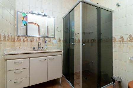 Casa para alugar com 254m², 3 quartos e 2 vagas Casa para alugar com 254m², 3 quartos e 2 vagasBanheiro da Suíte 1