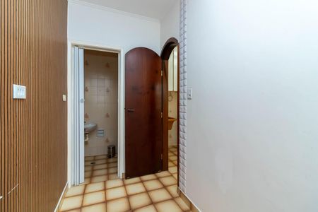 Casa para alugar com 254m², 3 quartos e 2 vagas Casa para alugar com 254m², 3 quartos e 2 vagasQuarto de Serviço
