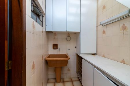 Casa para alugar com 254m², 3 quartos e 2 vagas Casa para alugar com 254m², 3 quartos e 2 vagasÁrea de Serviço