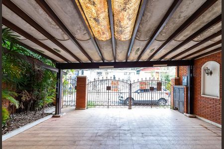 Casa para alugar com 254m², 3 quartos e 2 vagas Casa para alugar com 254m², 3 quartos e 2 vagasQuarto 2 - Vista