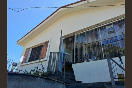Casa à venda com 112m², 2 quartos e 1 vaga