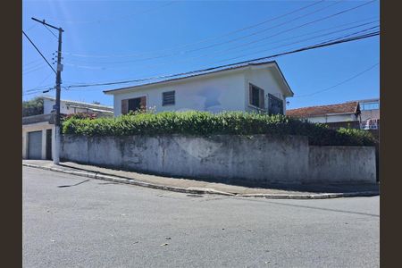 Casa à venda com 112m², 2 quartos e 1 vaga